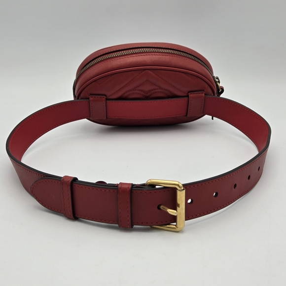 Gorgeous Gucci Marmont Matelasse Belt Bag with Gold GG Logo 70•30 - Picture 2 of 10